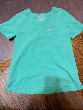 Figs Catarina One-Pocket Scrub Top™ size medium